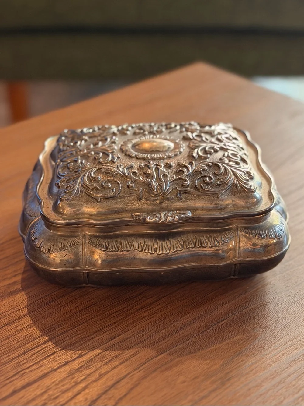 VTG Silver Plated Repousse Jewelry Trinket Box Red Velvet Lined Scroll Design